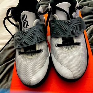 Boys Nike sneakers size 4Y.